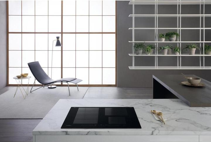 Actual product image Whirlpool WF S0160 NE Black Built-in Zone induction hob 4 zone(s)