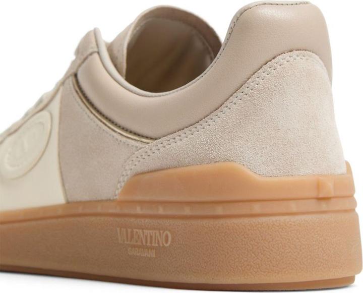 Actual product image Valentino Garavani Sneakers Beige (40)