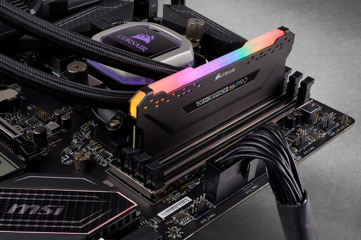 Image du produit Corsair DDR4, 3200MHz 8GB 1x8GB Dimm, Unbuffered, 16-20-20-38, XMP 2.0, VENGEANCE RGB PRO Black Heatspreader (1 x 8GB, 3200 MHz, RAM DDR4, DIMM)