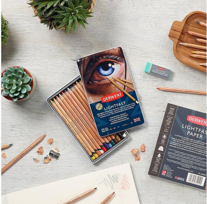 Immagine prodotto Derwent Matite colorate resistenti alla luce, 4 mm, multicolore, 12 pezzi (Multicolore, 12 x)