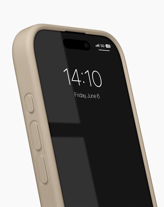 Actual product image iDeal Of Sweden Designer Magsafe Silicone Cover Beige (Apple iPhone 16)