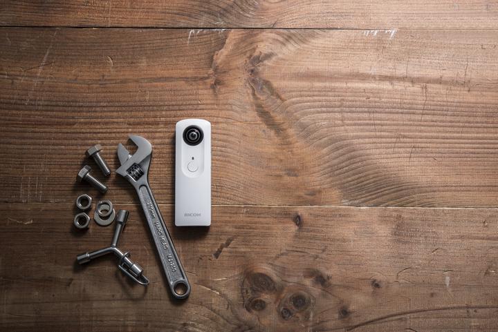 Produktbild RICOH Theta M15