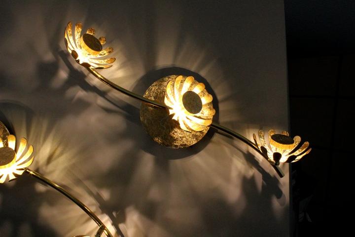 Actual product image Luce ambiente Design LUCE Design Bloom LED ceiling light triple 3000 K 15W Gold