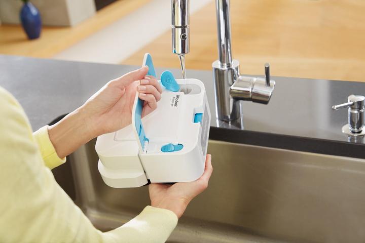 Actual product image iRobot Braava Jet 240 (Mopping robot)