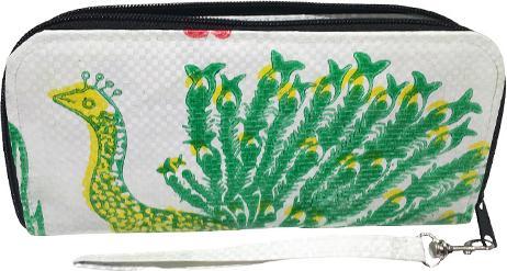 Actual product image Bekos Upcycling - Zipper Wallet from Recycled Lining Bags Peacock