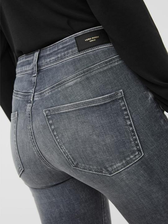 Image du produit Vero Moda Jeans VMLux taille normale et coupe étroite (M/L)