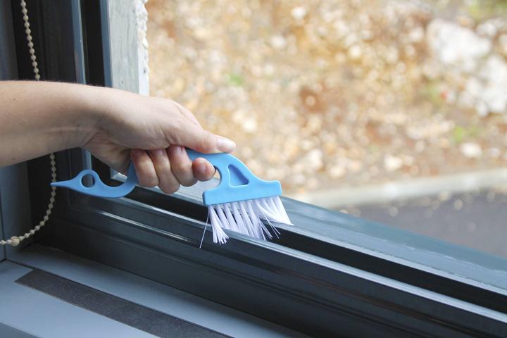 Produktbild Genius Ideas Fensterrahmenbürste 2in1 (1 Stk.)