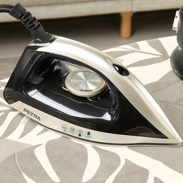 Produktbild Petra PF01483VDEEU7 2600W Steam Station Black and Platinum (2600 W)