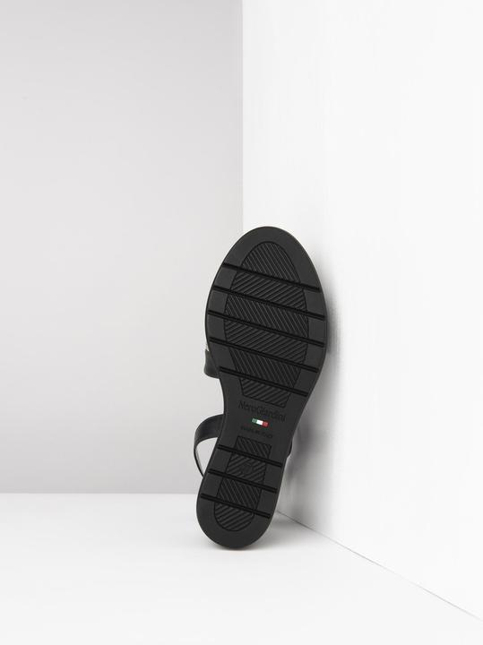 Actual product image Nero Giardini Sandalen (35)