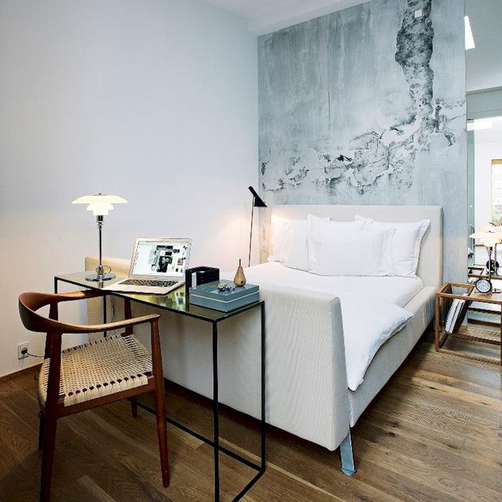 Actual product image Louis Poulsen PH 2/1 table lamp (G9)