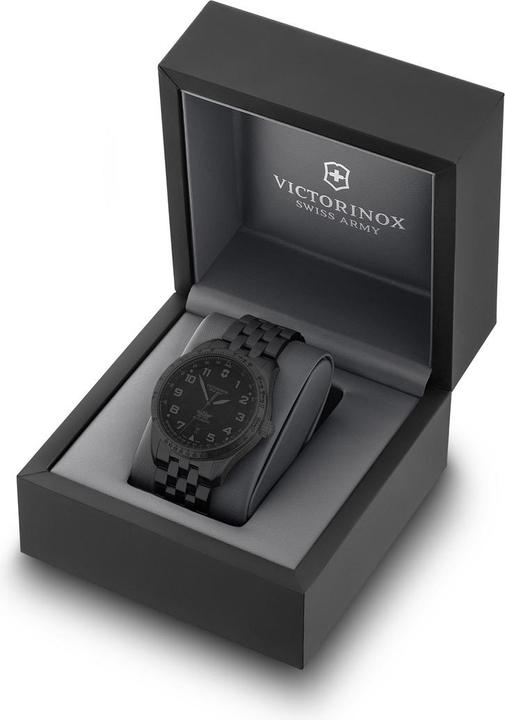Actual product image Victorinox Airboss Mechanical (Analogue wristwatch, Pilot watch, Swiss made, 42 mm)