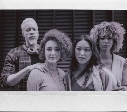 Produktbild Fujifilm Instax Wide 10 Blatt Monochrome (Instax Wide 300)