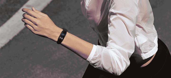 Actual product image Xiaomi Mi Smart Band 5 (18.15 mm)