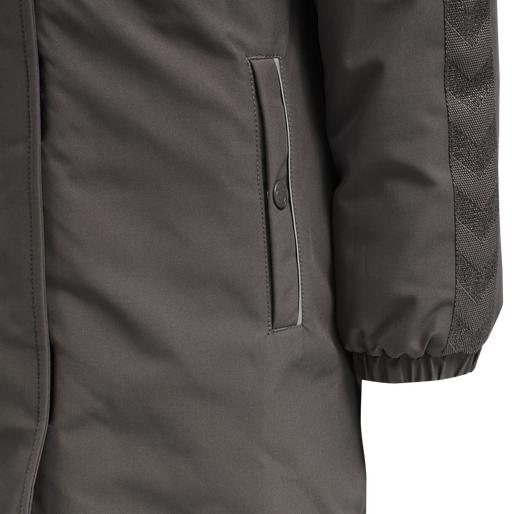 Produktbild hummel Leaf Coat (104)