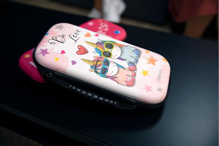 Image du produit Konix Mythics Unicorn Pro Carry Case be love (Switch Lite, Switch OLED)