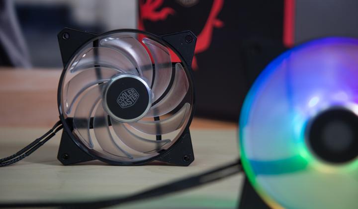 Actual product image Cooler Master MasterFan MF120R ARGB (120 mm, 3 x)