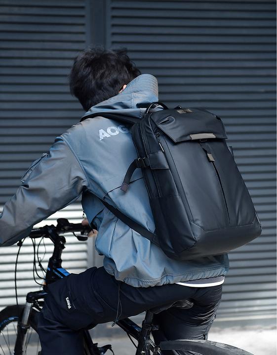 Actual product image Welltravel Velohelm-Rucksack (25 l)