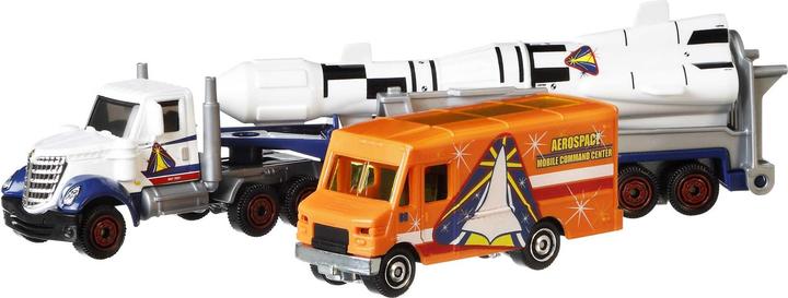 Produktbild Matchbox Super Convoy Sortiment, Sattelzug mit abnehmbaren Sattelschlepper, ein zusätzliches Fahrzeu