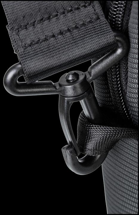 Actual product image Rivacase 8720 Bag Design (13.30", Apple)