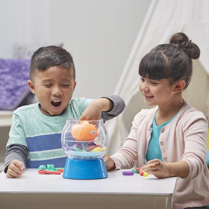 Actual product image Hasbro Gaming Blowfish Blowup (German, English, French)