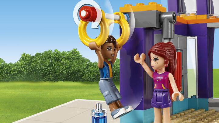 Produktbild LEGO Friends Heartlake Sportzentrum (41312, LEGO Friends)