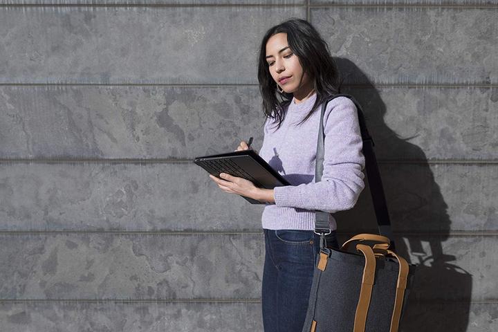 Image du produit HP Envy Urban (14", Universel)