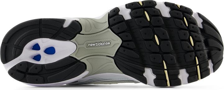 Actual product image New Balance MR530SGA (39.5)
