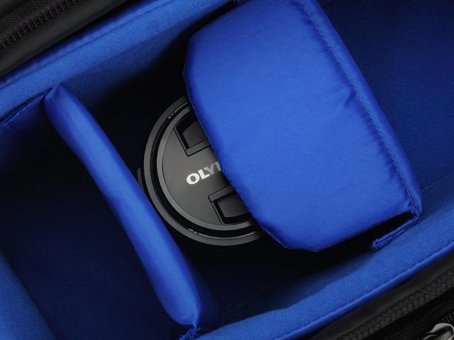 Actual product image Olympus CBG-10 system camera bag (Camera shoulder bag, 1 l)
