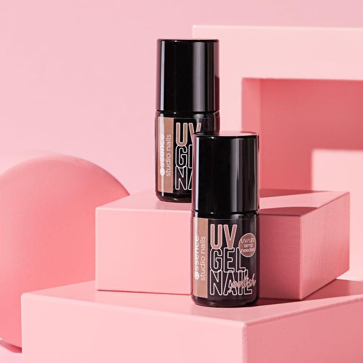 Immagine prodotto essence Nagellack Studio Nails UV Gel Nail 109 love it latte (109 love it latte, Vernice UV gel)