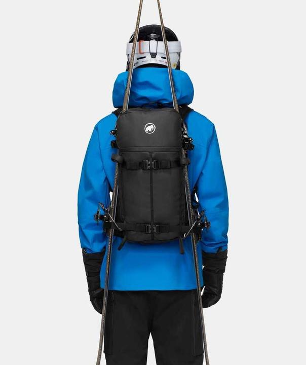 Actual product image Mammut Nirvana 22 (22 l)