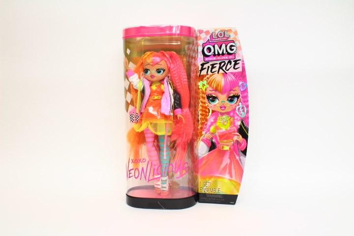 Actual product image L.O.L. Surprise! Surprise 707 OMG Dolls Neonlicious