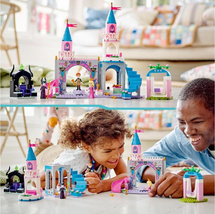 Actual product image LEGO Aurora's Castle (43211, LEGO Disney)