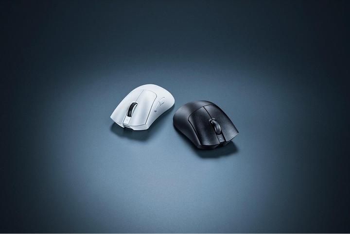 Actual product image Razer DeathAdder V3 Pro (Wireless, Cable)