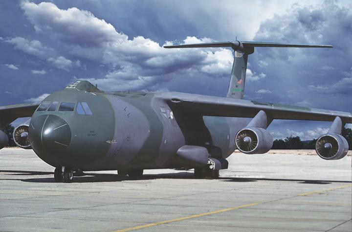 Immagine prodotto Roden Lockheed C-141B Starlifter