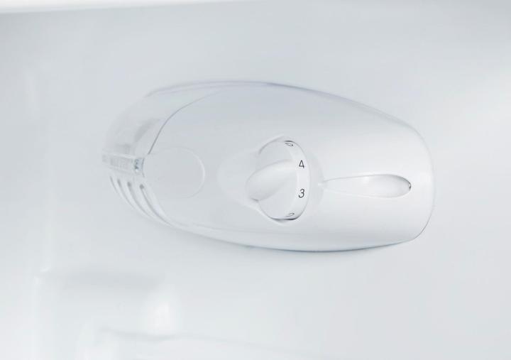 Actual product image Amica KGC 15635 B (213 l)