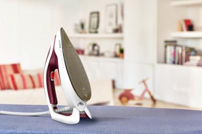 Image du produit Tefal GV9220 Centrale vapeur Durilium AirGlide Autoclean soleplate Bourgogne (2600 W, 540 g/min)