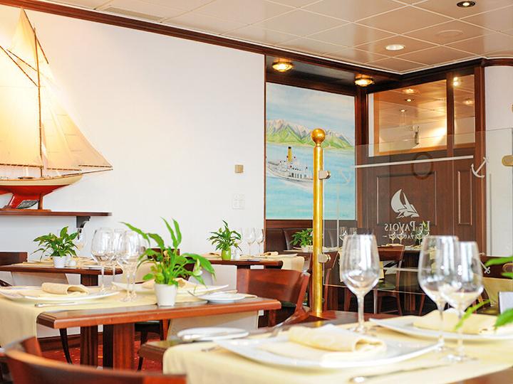Image du produit Smartbox Souper dans un restaurant gastronomique avec vue sur un lac en Suisse (2 pers.)