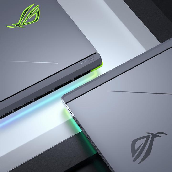 Produktbild ASUS ROG Strix G18 (17.99", Intel Core Ultra 9 275HX, 32 GB, 1000 GB, CH)