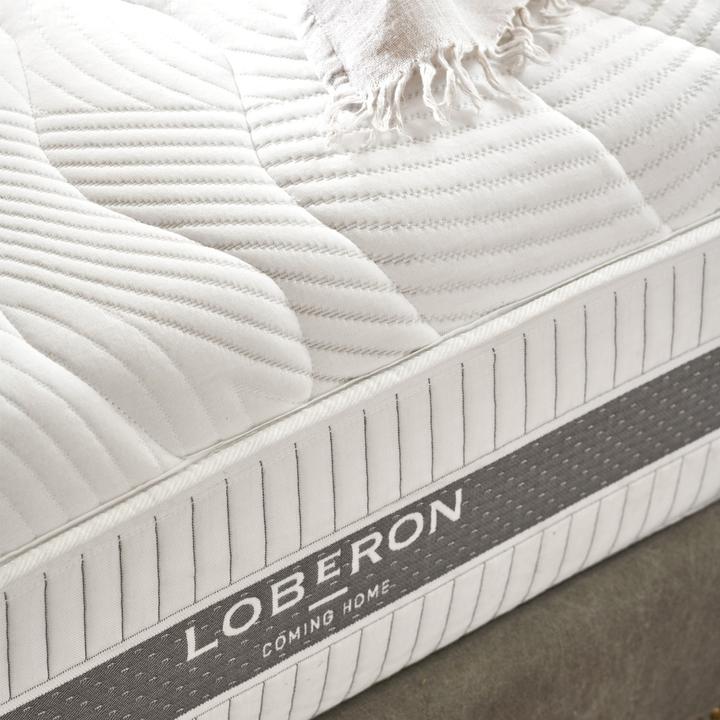 Produktbild Loberon Matratze 180x200 Raillimont Härtegrad 3 (81-100) (180 x 200 cm, Federkern)
