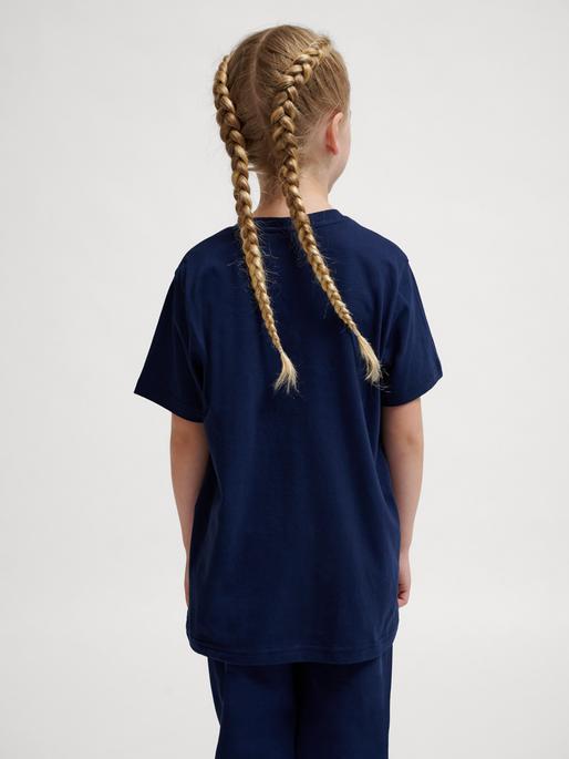 Actual product image hummel hmlTUKAS T-SHIRT S/S (116)