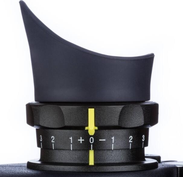 Actual product image Steiner Commander 7x50C with compass (7 x, 50 mm)