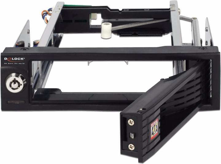 Produktbild Delock 5.25-Einbaurahmen 3.5 SATA HDD geschützt, Hot-Swap