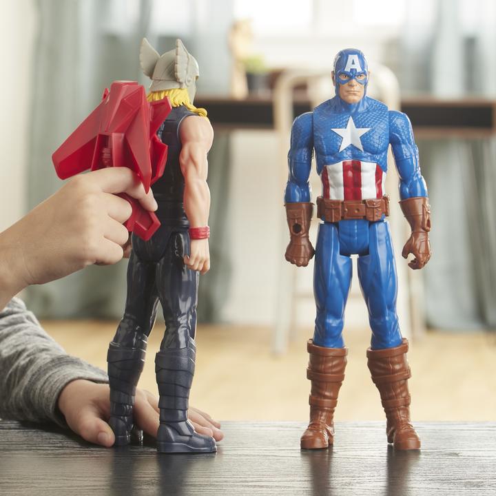 Actual product image Hasbro Marvel Avengers Titan Hero Serie Blast Gear Thor