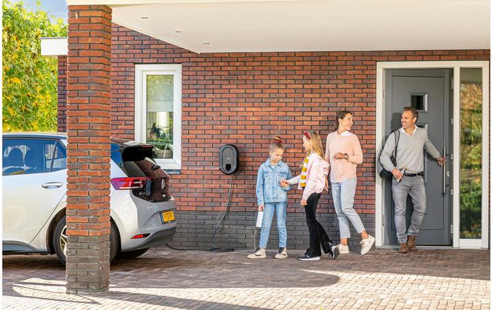 Image du produit Ratio Electric Lancement (Type 2, 22 kW, 32 A, Câblé en dur)