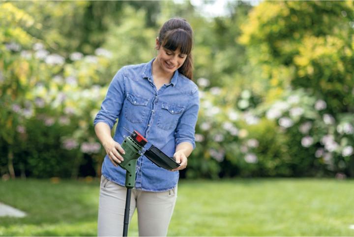 Actual product image Bosch Home & Garden EasyGrassCut 18V-260 (Trim line)