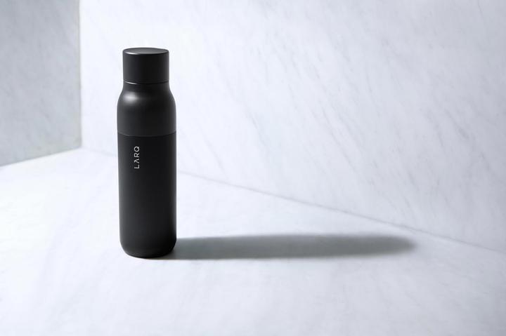 Produktbild Larq PureVis Thermosflasche mit UV-C Lichtreiniger (0.74 l)