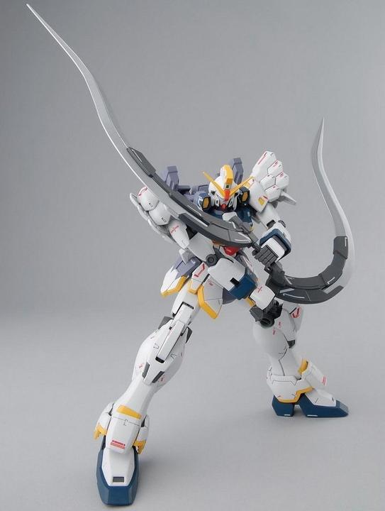 Actual product image Bandai MG 1/100 GUNDAM SANDROCK EW VER. BL