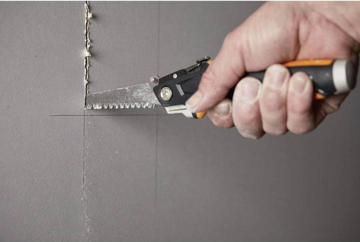 Produktbild Fiskars Universal-Trockenbaumesser, Länge 18,5 cm, Rostfreier Stahl/Kunststoff, Schwarz/Orange, Carb (Cutter)