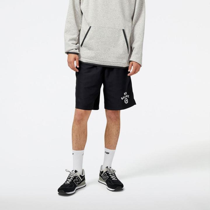 Actual product image New Balance Sportliche, saisonale, gewebte Shorts (S)