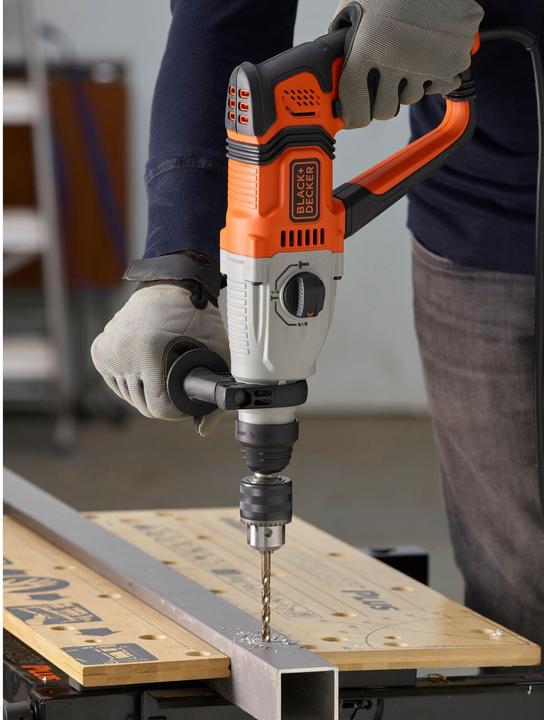 Image du produit Black & Decker Marteau de forage et de burinage BEHS02K (Fonctionnement sur secteur)